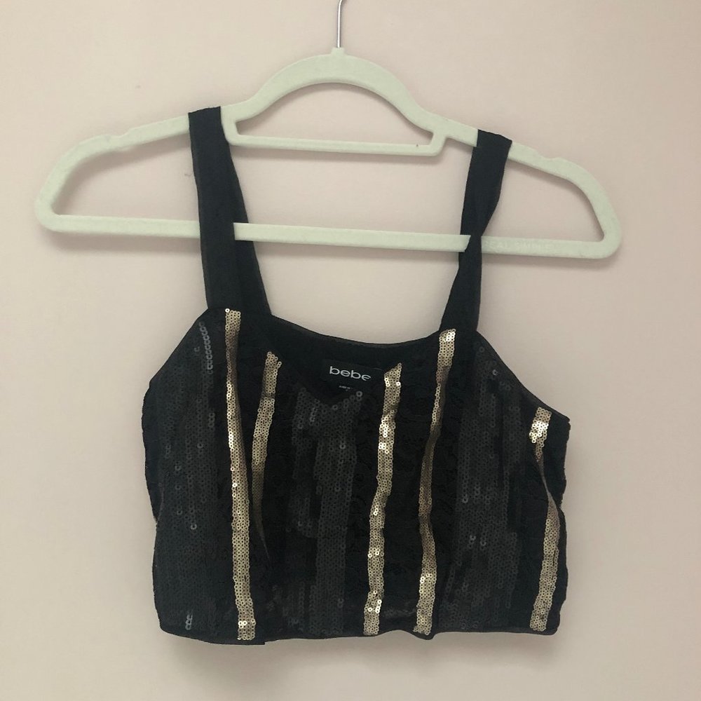 NWT Bebe v-neck crop top